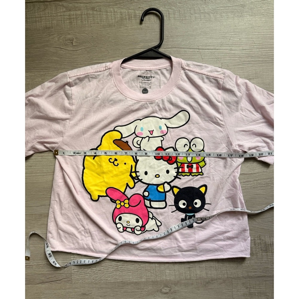 Pink light Hello Kitty friends crop‎ boxy tee shirt women's medium - Picture 7 of 7